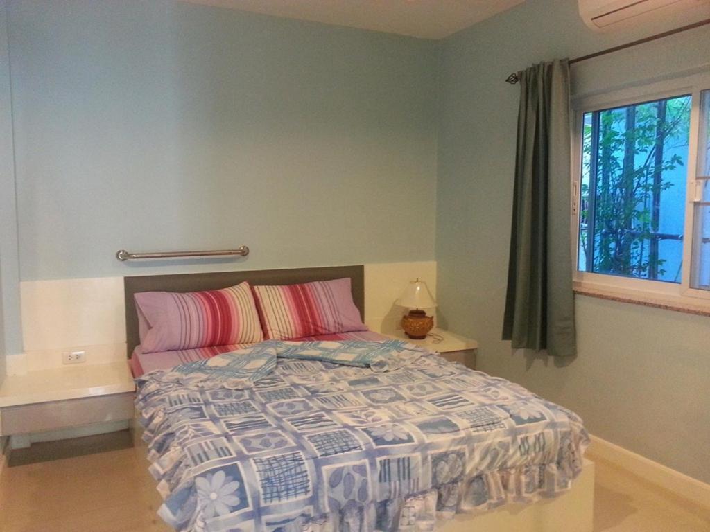 Yiasu Bed And Breakfast باتايا الغرفة الصورة